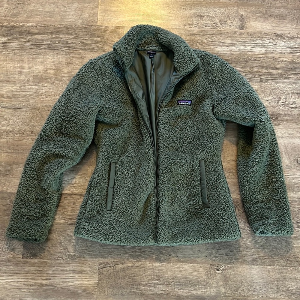 Patagonia Los Gatos army green jacket